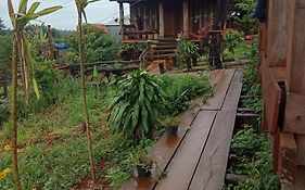 Happy Bungalow & Trekking
